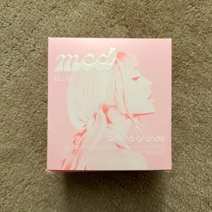 NWT Ariana Grande Mod Blush Perfume